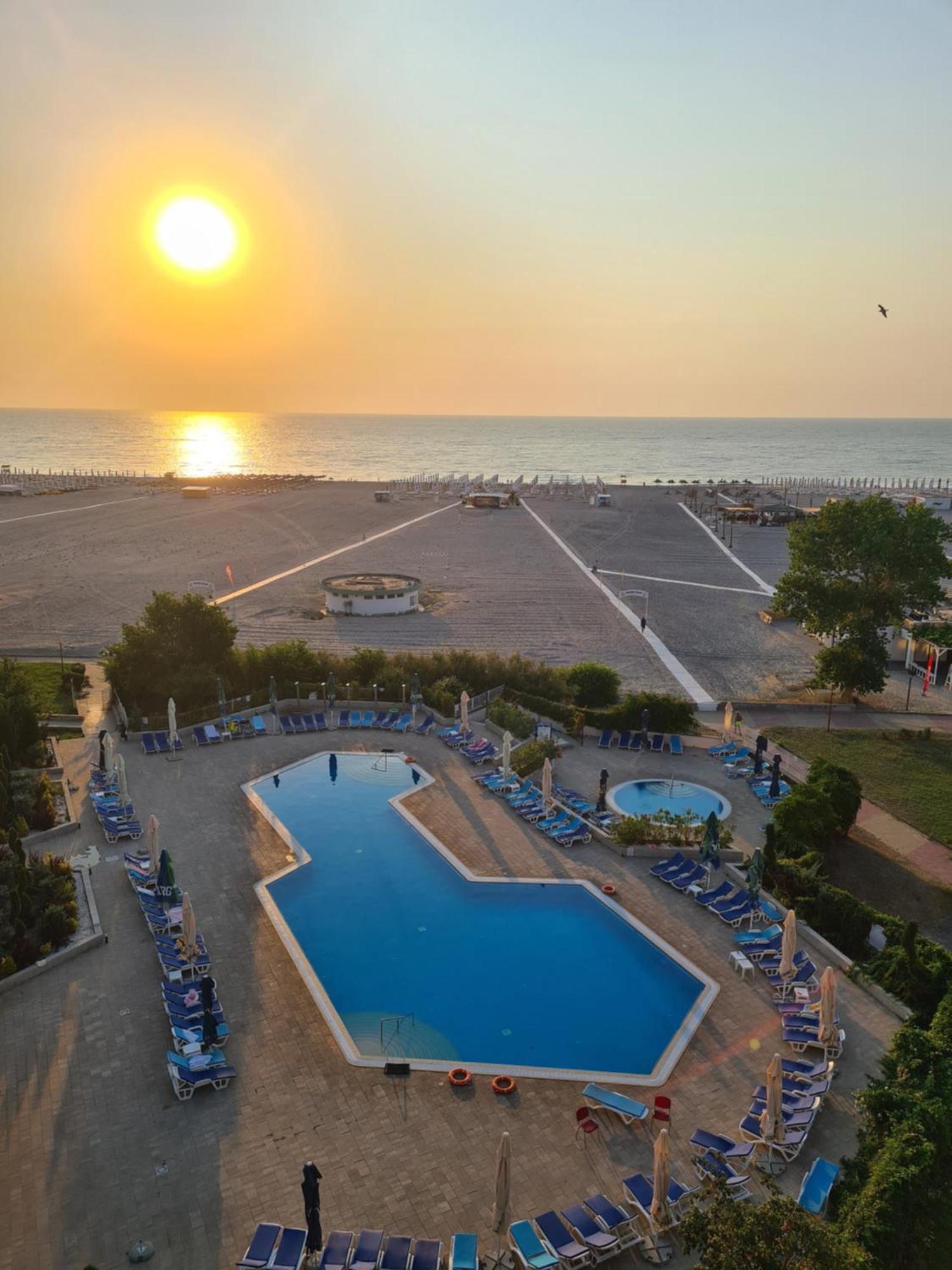 Hotel Comandor Mamaia Luaran gambar