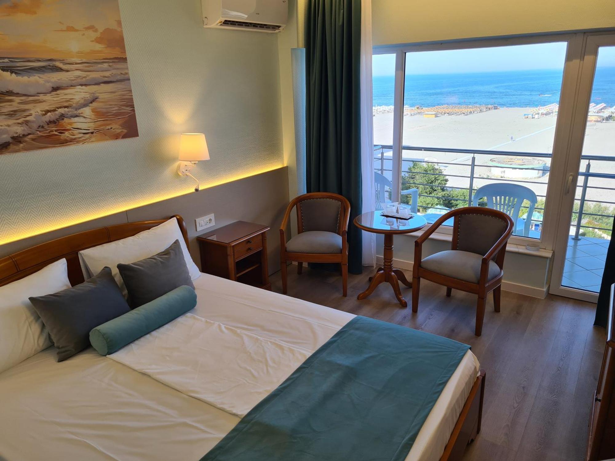 Hotel Comandor Mamaia Luaran gambar