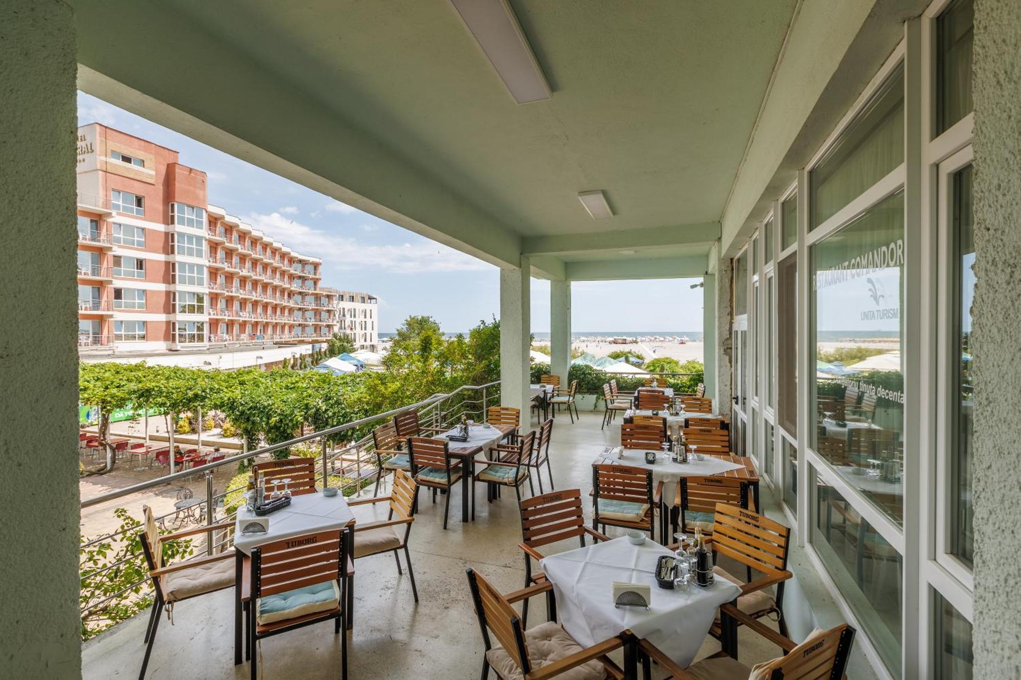 Hotel Comandor Mamaia Luaran gambar