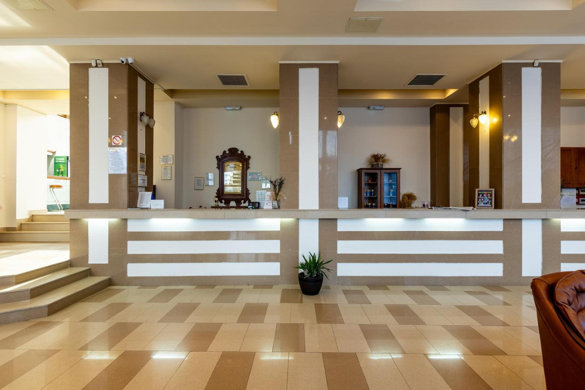 Hotel Comandor Mamaia Luaran gambar