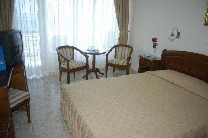 Hotel Comandor Mamaia Luaran gambar
