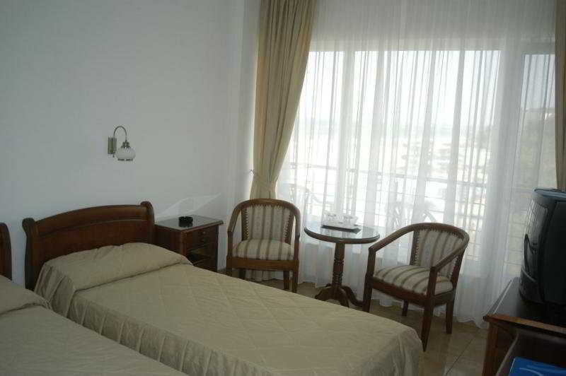 Hotel Comandor Mamaia Luaran gambar